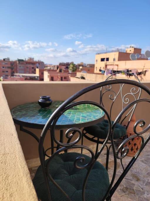 Plein Centre Marrakech, Grand Balcon Filant Appartement Marrakesh Buitenkant foto