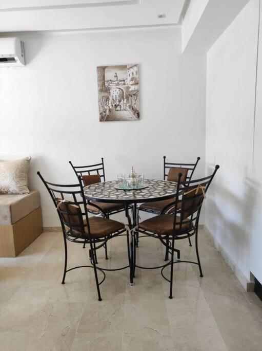 Plein Centre Marrakech, Grand Balcon Filant Appartement Marrakesh Buitenkant foto